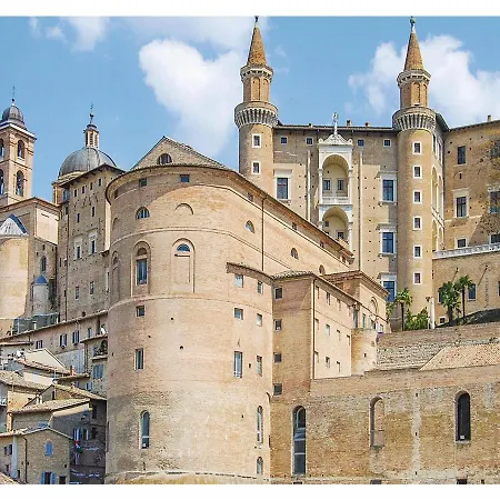 Three-bedroom In Urbino -pu- * Il Palazzone