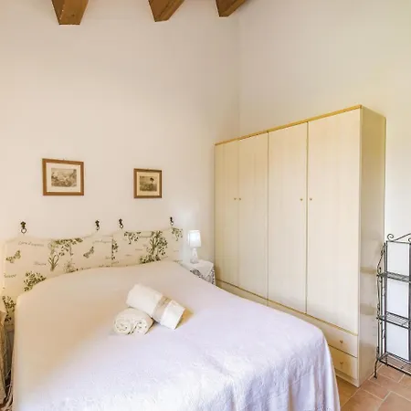 Three-bedroom In Urbino -pu- * Il Palazzone
