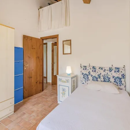 Three-bedroom In Urbino -pu-