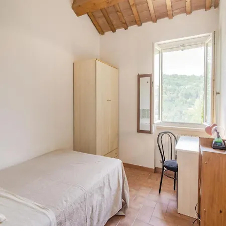 Three-bedroom In Urbino -pu-